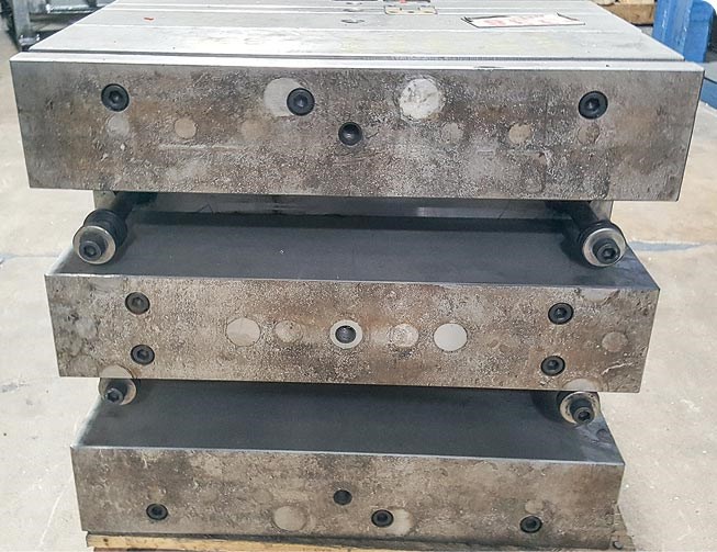injection mold spacer block