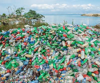 G7 Summit: Leaders Agree to Ocean Plastics Charter 