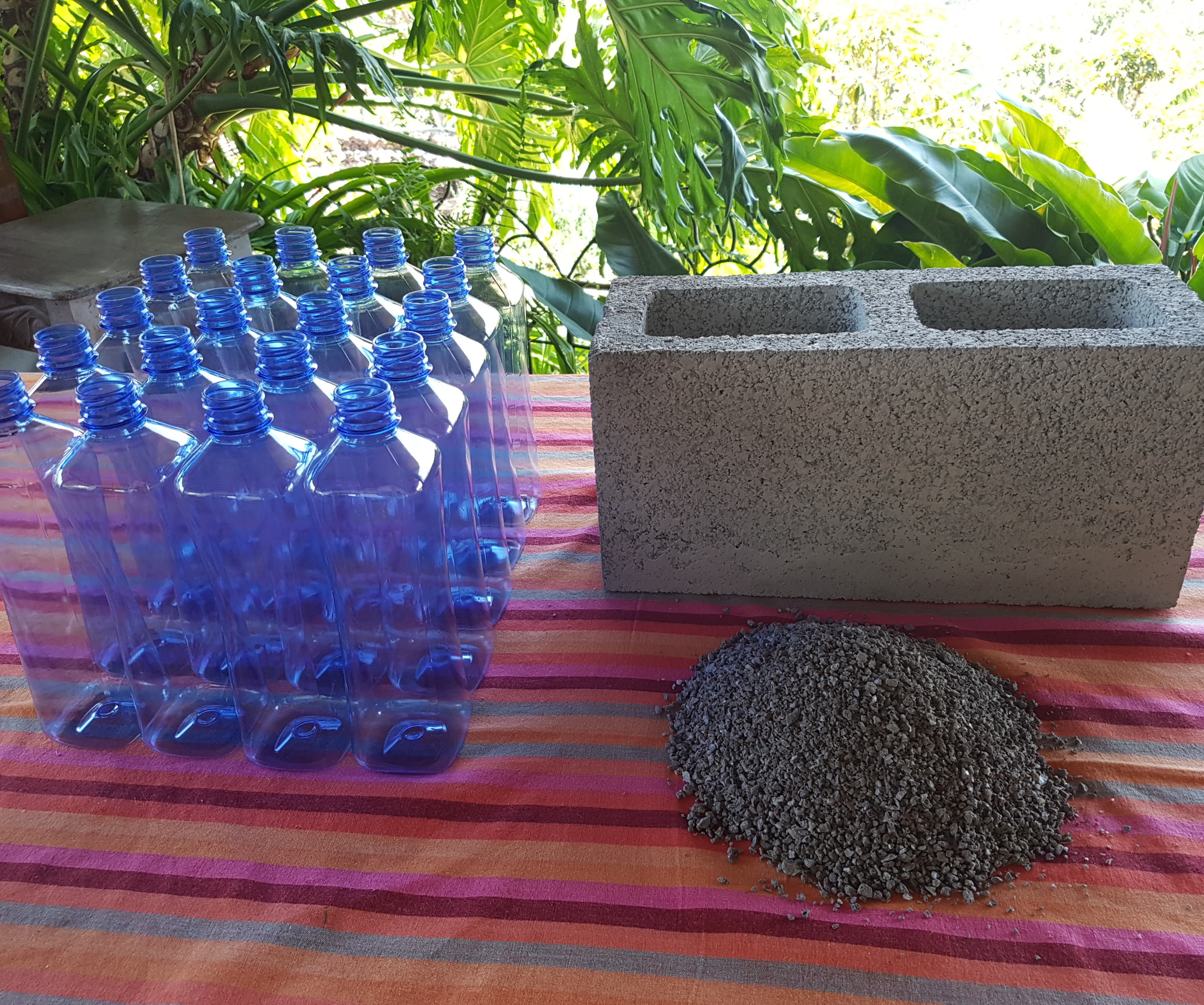 Costa Rican Startup Makes Cement Blocks with Recycled Ocean-Bound