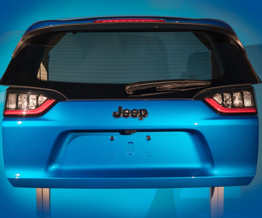 The body exterior winner was the thermoplastic liftgate that replaced a steel design on the 2019 Fiat Chrysler Jeep Cherokee SUV.