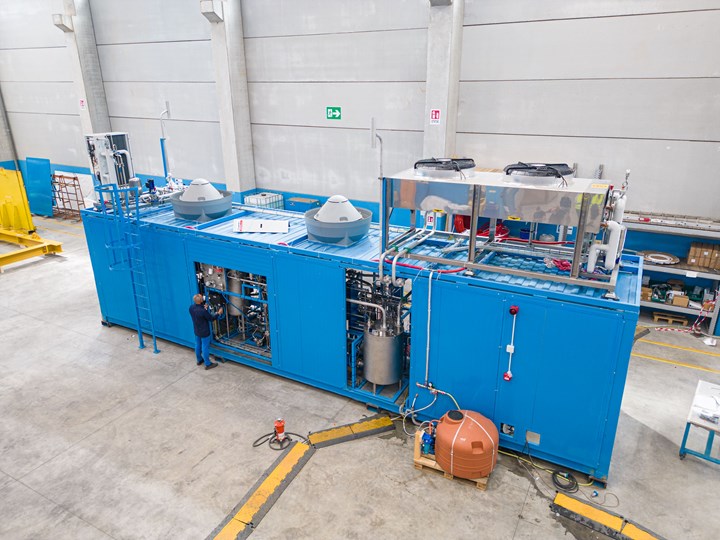 Photo of blue painted electrolyzer on shop floor in IMI Critical Engineering Sardinia facility.