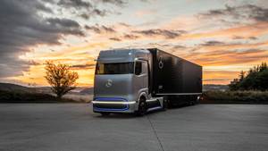Mercedes Readies Fuel Cell Truck