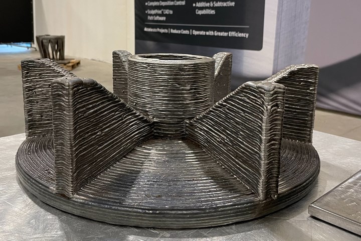 metal deposition 3D printing made this replacement component for a large machine