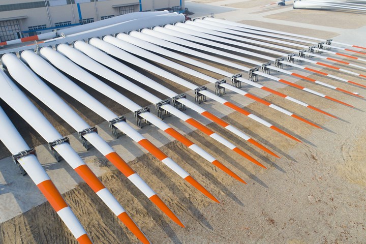 decommissioned wind turbine blades for recycling