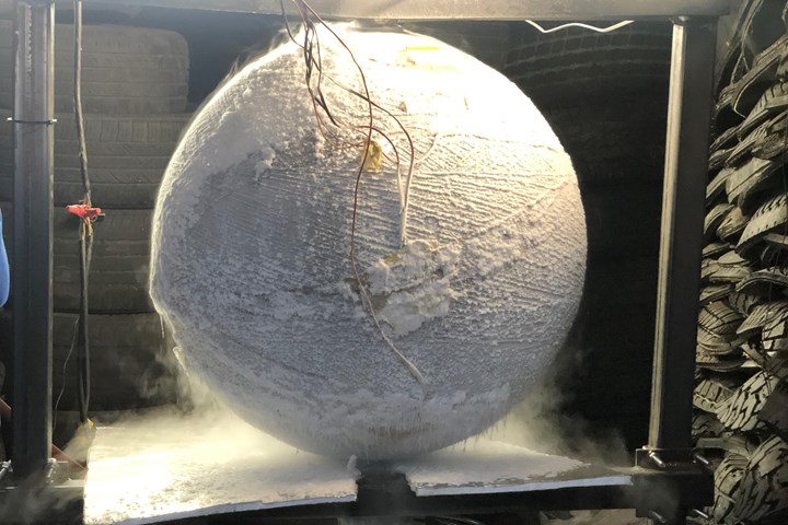 spherical all-composite cryotank