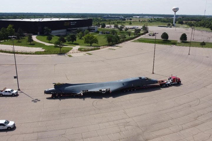 B-1B 86-0101 bomber aircraft.