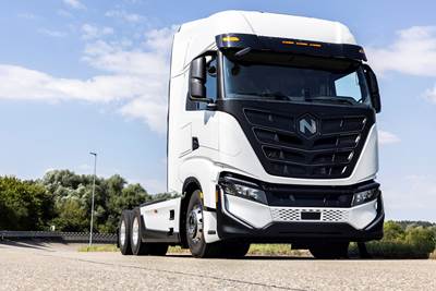 IVECO and Nikola open manufacturing facility for electric heavy-duty trucks
