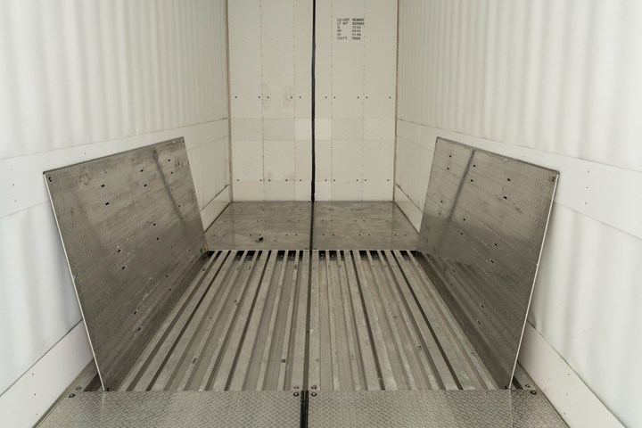 TrinityRail refrigerated railcar with composites load floor, secondary floor view