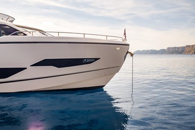 Sunseeker 90 Ocean luxury yacht.
