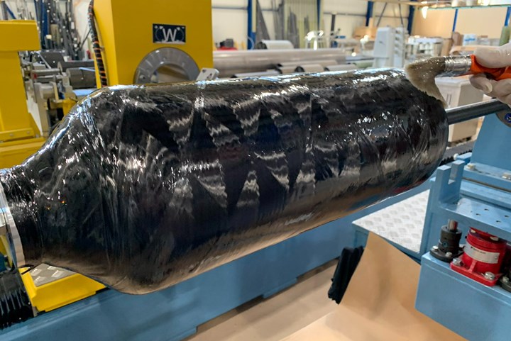 B&T Composites filament wound carbon fiber composite hydrogen storage tank