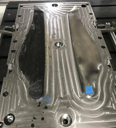 molds for large scale additive manufacturing of composite propeller blade