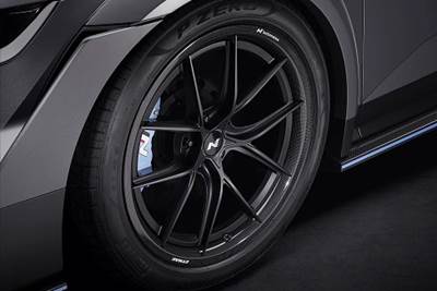 Hyundai Ioniq 5 N NPX1 vehicle debuts carbon fiber hybrid wheel