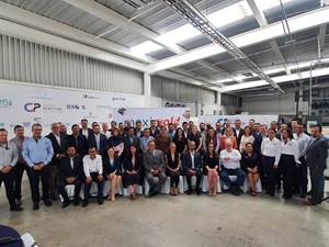 Personalidades de la industria y del gobierno de Querétaro se dieron cita en la asamblea del Clúster de Plásticos de Querétaro en la que además se realizó el lanzamiento de Meximold 2022.