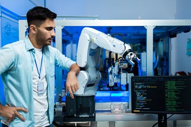 La colaboración entre humanos y robots sigue siendo una tendencia importante en robótica.
