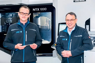 Thomas Kuhlmann (derecha) director de producción, y Carsten Schöttler director de fabricación en Link.