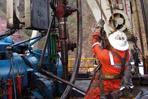 Industria petrolera en México: urgen inversiones en exploración y producción