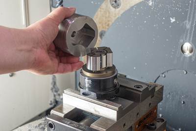 Internal Clamping Collet Adapts to Workpiece Contours