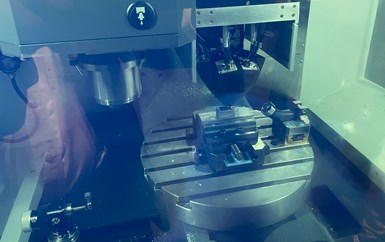 Las piezas fabricadas mediante impresión se pueden mecanizar dentro del mismo ciclo CNC.