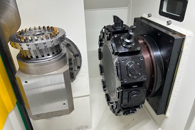 The workspace of a Famar lathe, with a turning spindle and a skiving wheel equipped.