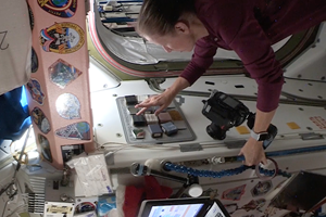 Astronautas prueban recubrimiento antimicrobiano en el espacio