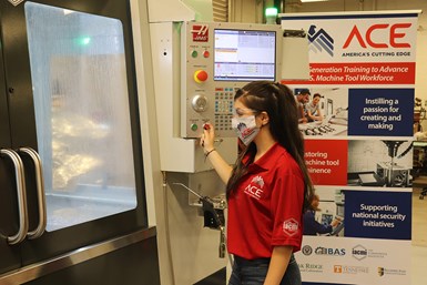 Training the nation’s next-generation machine tool workforce is continuing this summer through six in-person bootcamps in Knoxville developed by the Institute for Advanced Composites Manufacturing Innovation (IACMI-The Composites Institute).