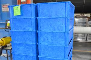 Ultra-Lite Totes 40% Lighter than Standard Fiberglass Containers