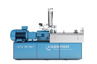 Coperion ha equipado la extrusora doble husillo STS Mc11 para masterbatch con nuevas características que mejoran significativamente el manejo y la limpieza del sistema.