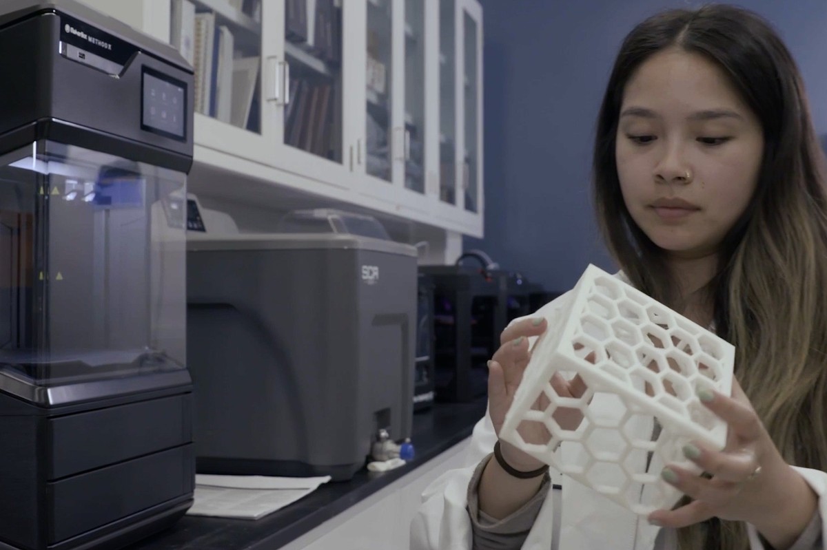 Makerbot Space Shuttle Lockheed Martin Works with MakerBot for its AI-Assisted Lunar Rover ...