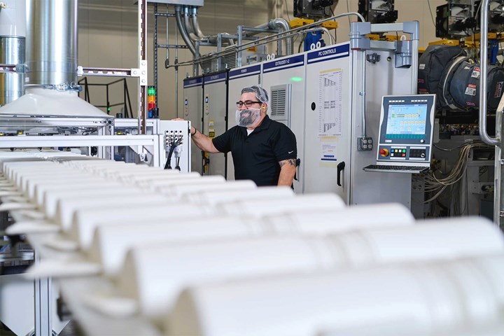 Radius Packaging’s new Delavan, Wis., plant focuses on high-output, highly automated production.