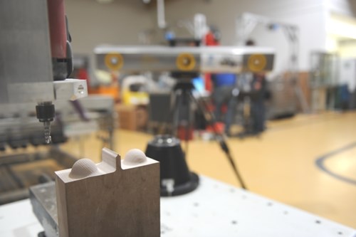 COMET-enabled robot milling