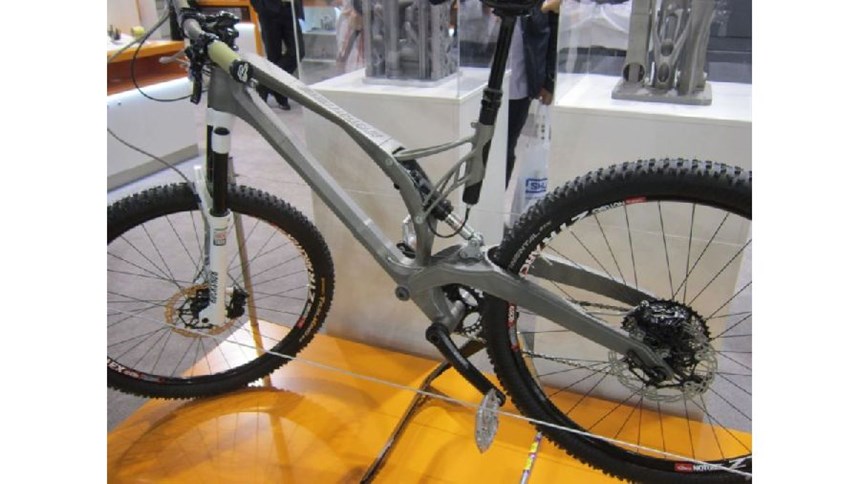 bike with titanium alloy frame