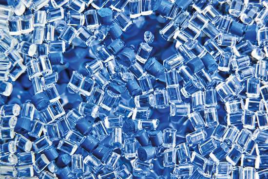 Un secado adecuado y uniforme beneficia el procesamiento de resinas y ayuda a prevenir defectos en las piezas.