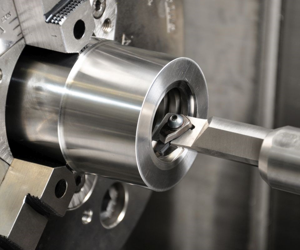 Threading Options for Hard Materials | Modern Machine Shop
